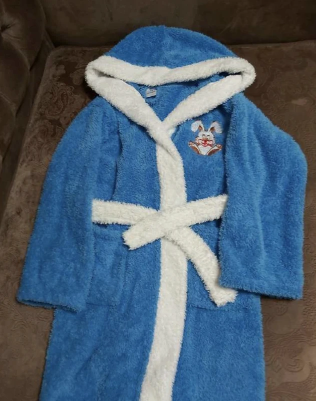 Vaikiškas chalatas su kapišonu